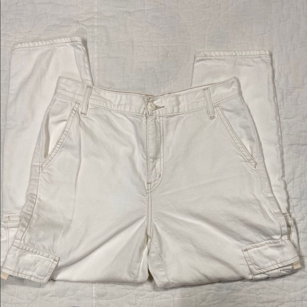 Levi's Cream Cargo Pants size 27